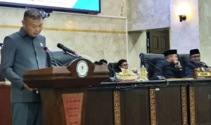 DPRD Kalsel Ingatkan Ritel Modern Jangan Singkirkan Pedagang Kecil