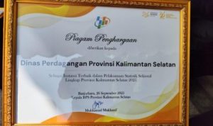Dinas Perdagangan Kalsel Raih Penghargaan Statistik Sektoral Terbaik dari BPS
