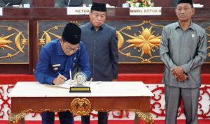 DPRD Murung Raya Gelar Paripurna ke-7, Bahas Dua Raperda dan Serahkan Pertanggungjawaban APBD 2024