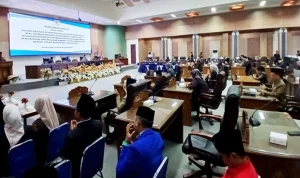 Pj Bupati Barut Jawab Pandangan Fraksi DPRD Soal Raperda Perubahan APBD