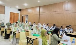 Aparatur Desa Marabahan Dibekali Public Speaking untuk Tingkatkan Pelayanan