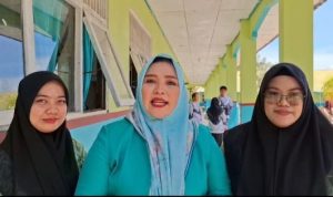 Fatayat NU Murung Raya Sosialisasikan Pergaulan Remaja Sehat di MTsN 1 Puruk Cahu