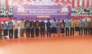 Bupati Murung Raya Serahkan SK Pengangkatan kepada Ribuan PPPK Paruh Waktu