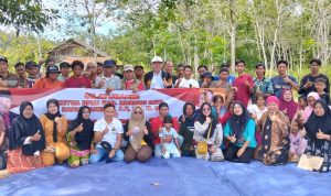 Ketua dan Anggota DPRD Mura Bersilaturahmi Dengan Warga RT 3 Desa Danau Usung