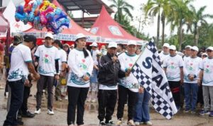 Bupati Heriyus dan Wakil Bupati Rahmanto Ikuti Senam dan Jalan Sehat Peringati HKN ke-61