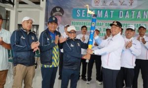 Sekretaris DPRD Batola Sambut Kirab Obor Porprov XII Kalsel