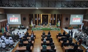 Rapat Paripurna DPRD Batola Bahas APBD 2026 dan Raperda BMD