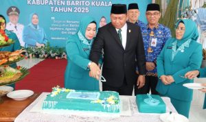 Bupati Bahrul Ilmi Hadiri Puncak HKG PKK ke-53