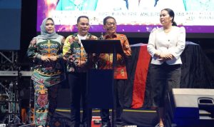 Ribuan Warga Padati Stadion WYM, Pemkab Murung Raya Rayakan Pergantian Tahun 2026 Bersama Armada