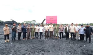 Bupati dan Wakil Bupati Murung Raya Sambut Kunker Menhan di Lokasi PT AKT