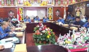 Bupati Heriyus Tekankan Kekompakan dan Target Medali Kontingen Murung Raya di FBIM 2026