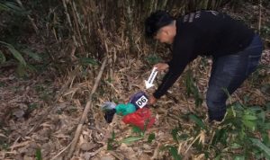 Polisi Evakuasi Jasad Lansia Yang Hilang Sembilan Hari