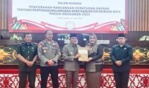 Wabup Rahmanto Serahkan Raperda Pertanggungjawaban APBD Murung Raya 2025 ke DPRD