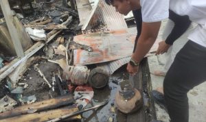 Diduga Lalai Ganti Gas, Rumah Makan Terbakar