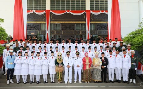 Pengibaran Merah Putih Warnai Peringatan HUT RI ke-81 di Kalsel