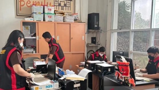 Kejari Murung Raya Geledah Kantor KPU, Usut Dugaan Korupsi Dana Hibah Pilkada