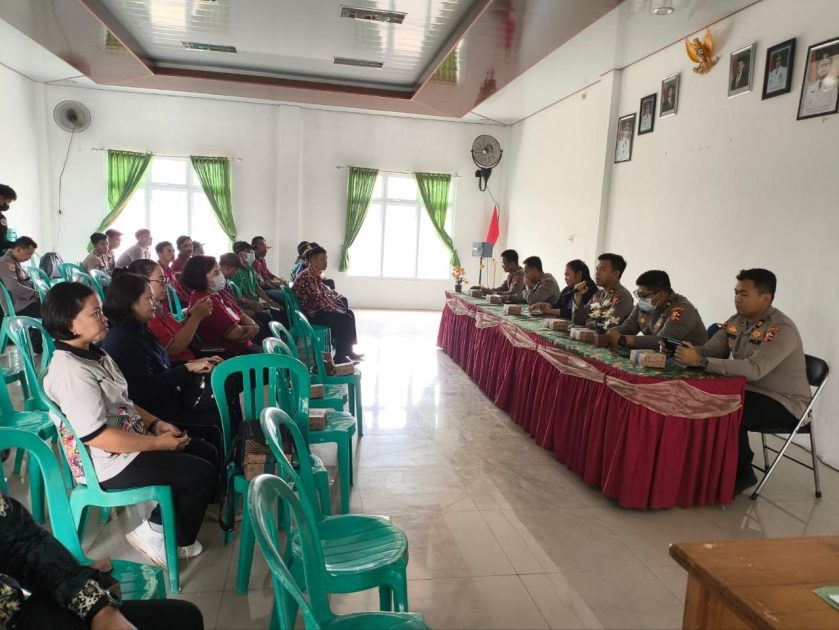 Warga Pematang Karau Diedukasi Bahaya dan Sanksi Pembakaran Lahan