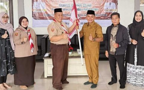 Wabup Rahmanto Lepas Kontingen Pramuka Santri Murung Raya ke PPSN VI di Malang