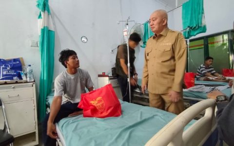 Muhidin dan Menhub Jenguk Korban KM Virgo, Rumah Sakit Diminta Bergerak Cepat
